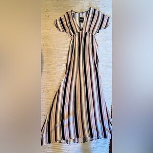 NWT Small Forever 21 Maxi Dress with Salmon and Black Stripes